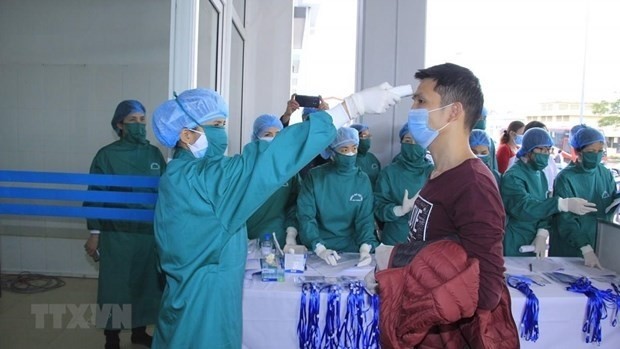 A Chinese worker quarantined in Vietnam (Photo: VNA)
