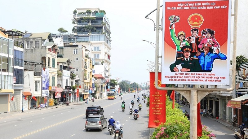 Large posters with slogans mobilising people to exercise their citizenship on election day adorn many streets around the city.