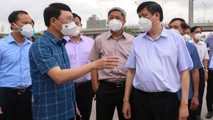 A delegation from the Ministry of Health inspect the prevention and control of COVID-19 at Quang Chau Industrial Park, Viet Yen District, Bac Giang Province, May 18, 2021. (Photo: Duc Anh)