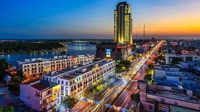 Can Tho city, which has recorded impressive growth in various sectors like tourism and industrial production so far this year despite COVID-19. (Photo: laodong.vn)