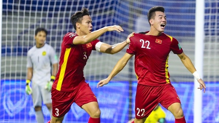 The dramatic 2-1 victory over Malaysia helps the Vietnamese team take another step towards a historic first-time ticket to the final FIFA World Cup qualifying round. (Photo: AFC)